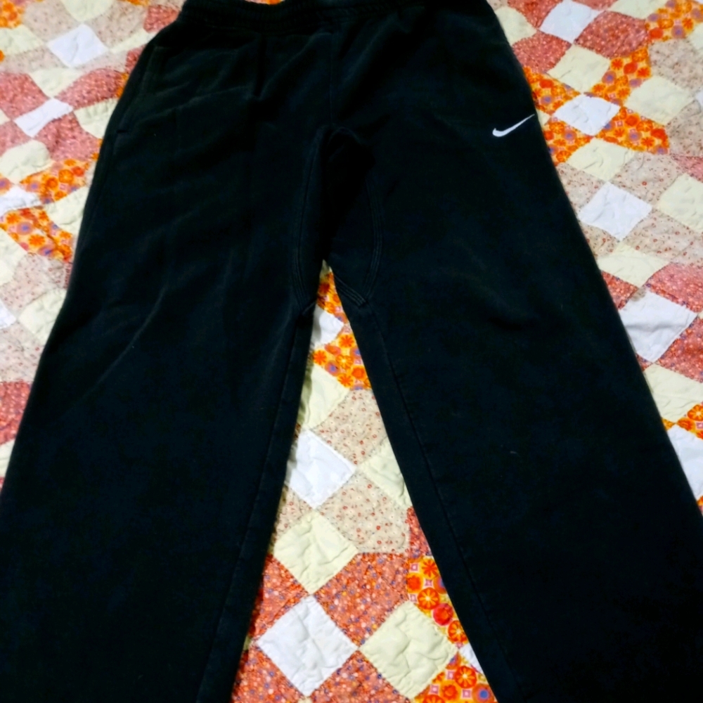 Kids nike pants